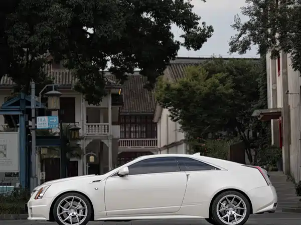 Cadillac CTS 2013