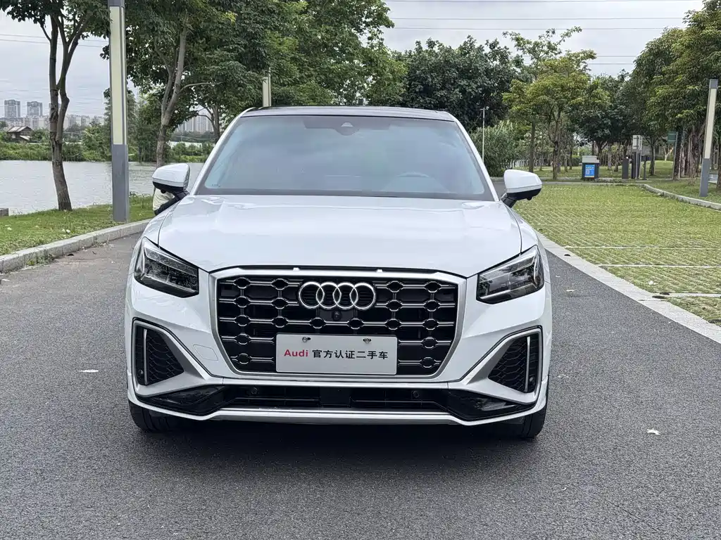 Audi Q2L 2023 — фото 2
