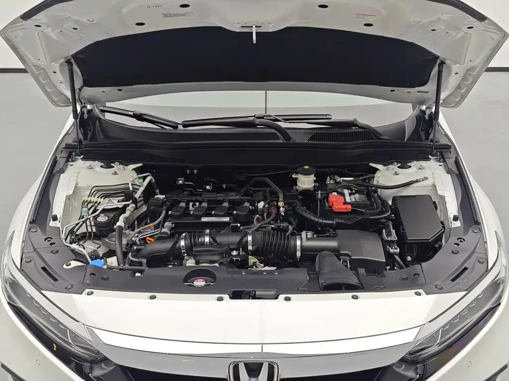 Honda Accord 2019 — фото 14