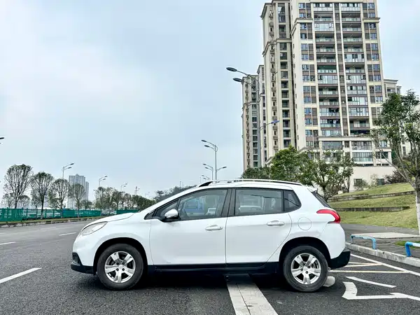 Peugeot 2008 2015