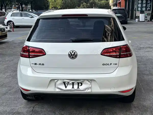 Volkswagen Golf 2016