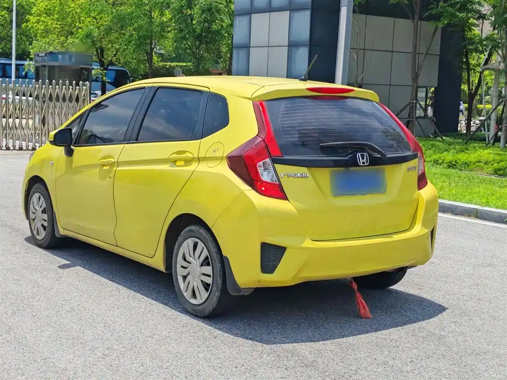 Honda Fit 2017 — фото 21