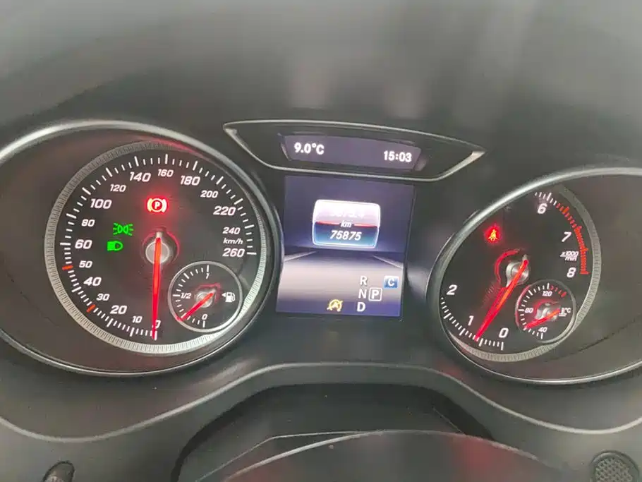 Mercedes-Benz GLA 2018 — фото 14