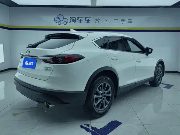 Mazda CX-4 2023