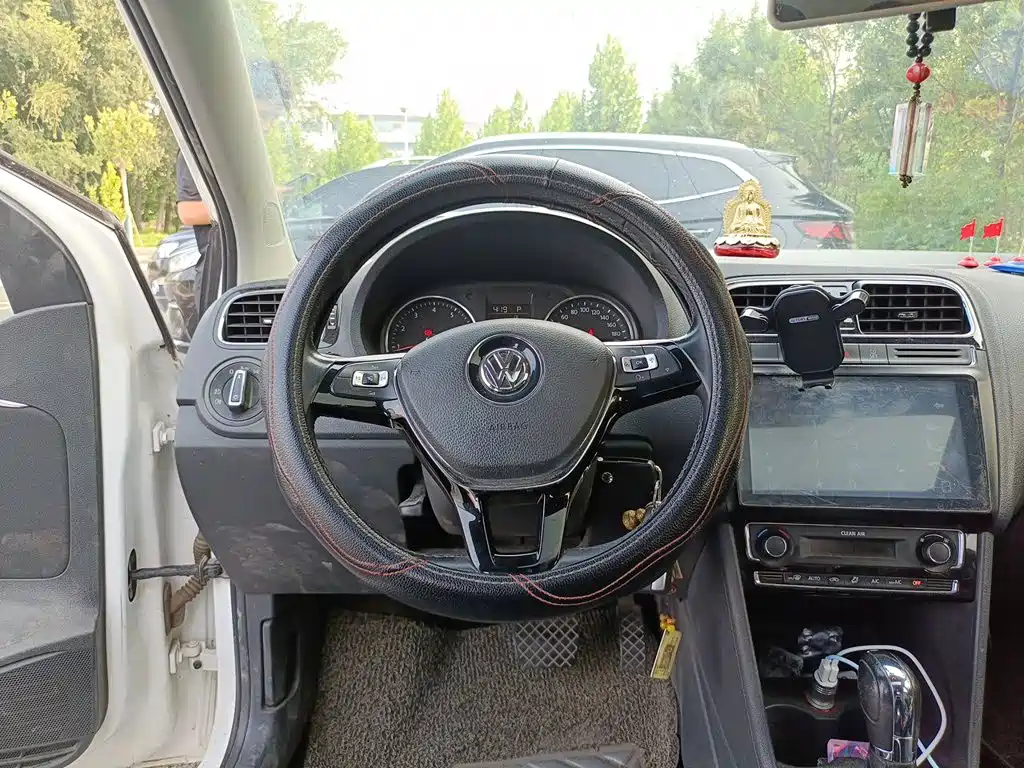 Volkswagen Polo 2016