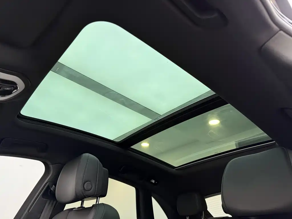 Porsche Macan 2019 — фото 14