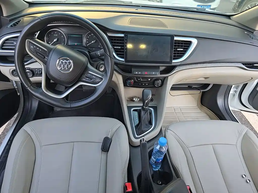 Buick Excelle 2017 — фото 10