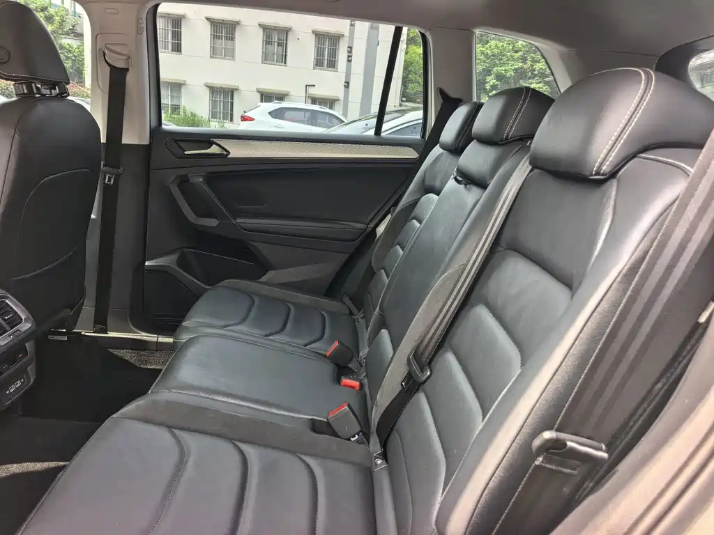 Volkswagen Tiguan L 2019 — фото 9