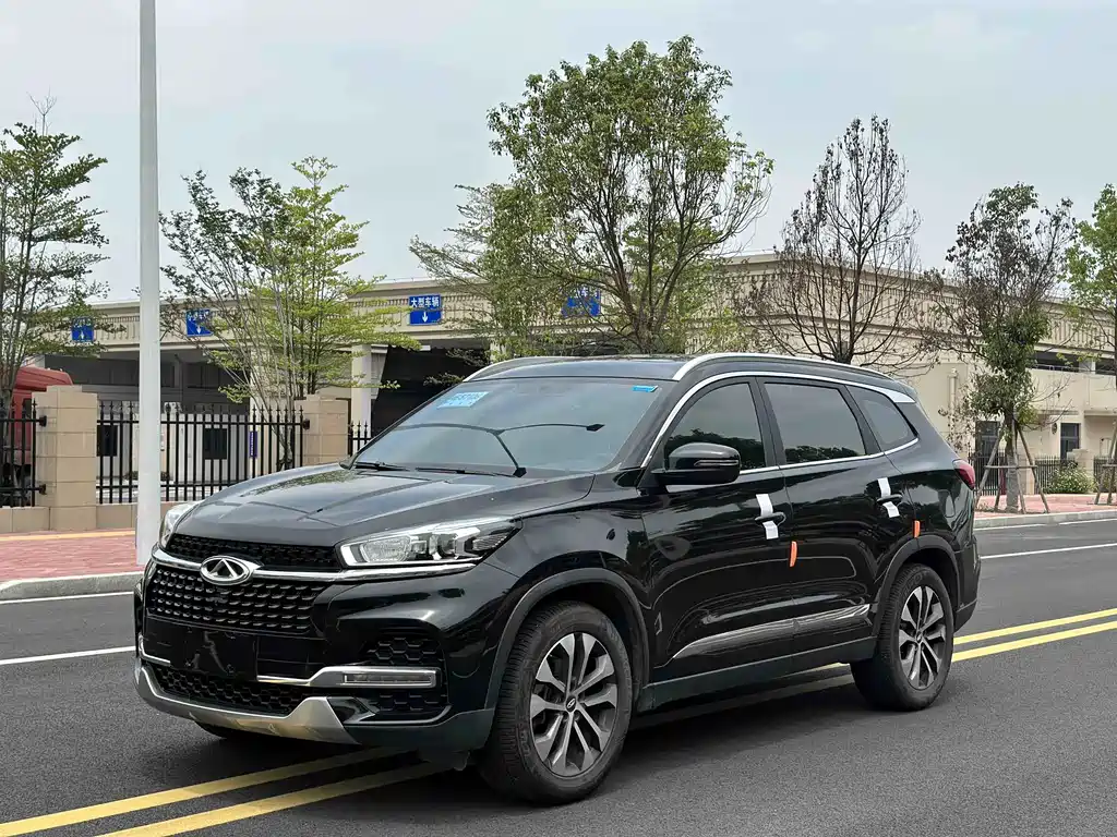 Chery Tiggo 8 2018 — фото 1