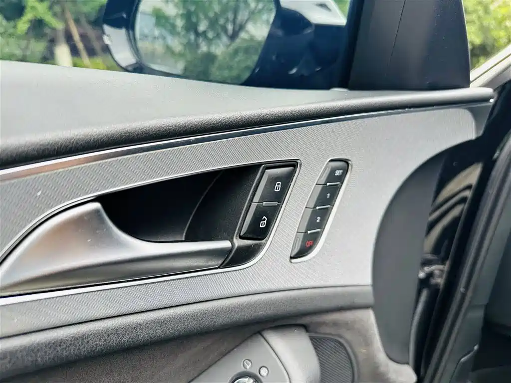 Audi A6 2018 — фото 21