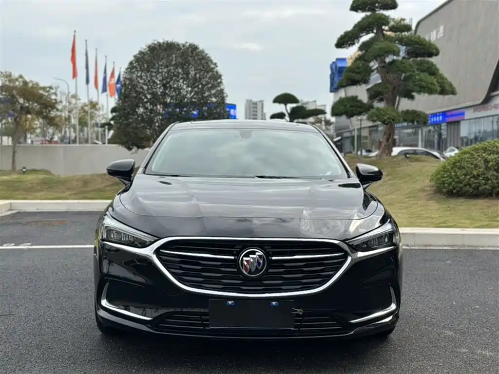 Buick LaCrosse 2022 — фото 10