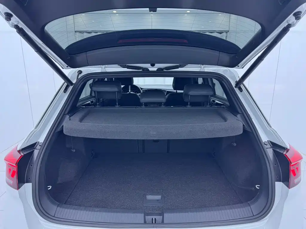 Volkswagen T-Roc 2022 — фото 15
