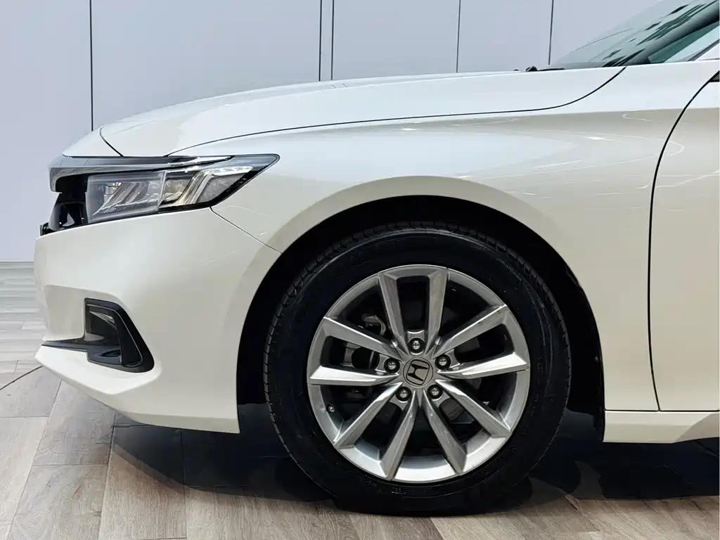 Honda Accord 2022 — фото 24