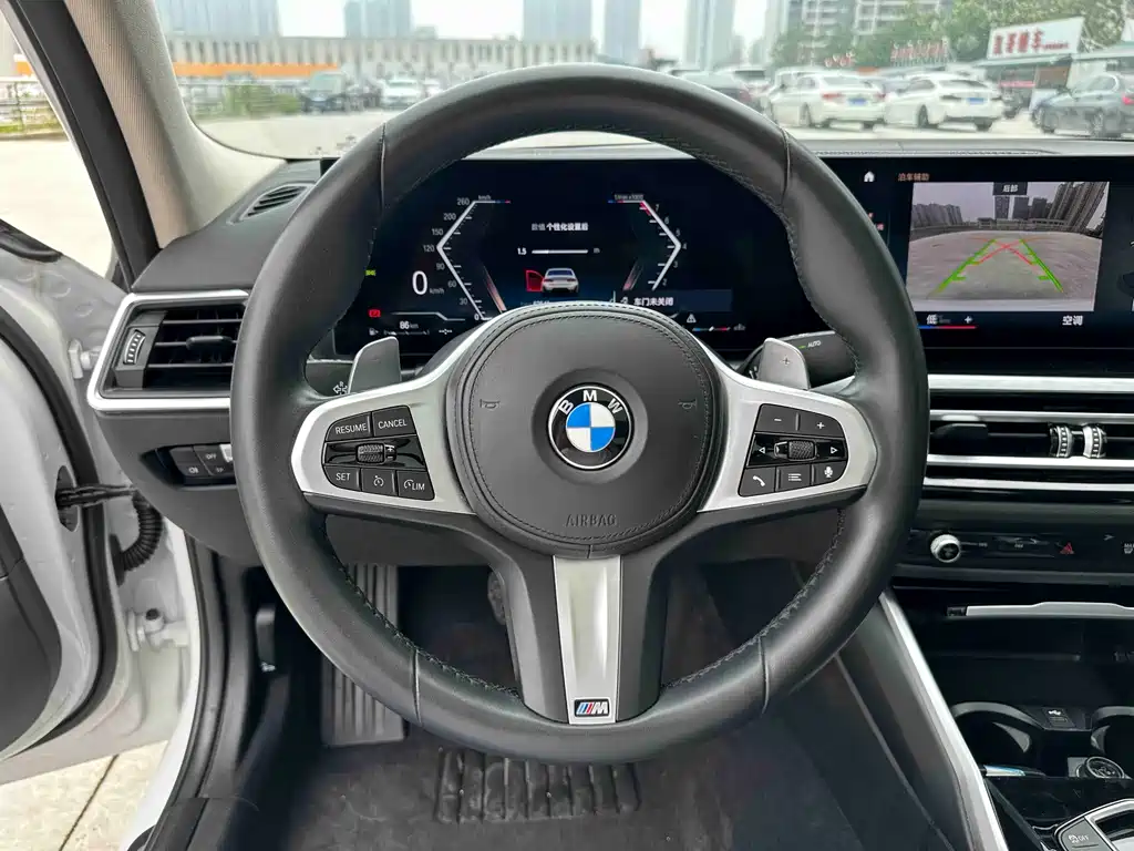 BMW 3 Series 2023 — фото 13