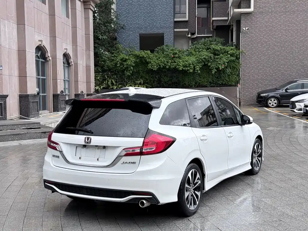 Honda Jade 2018 — фото 9