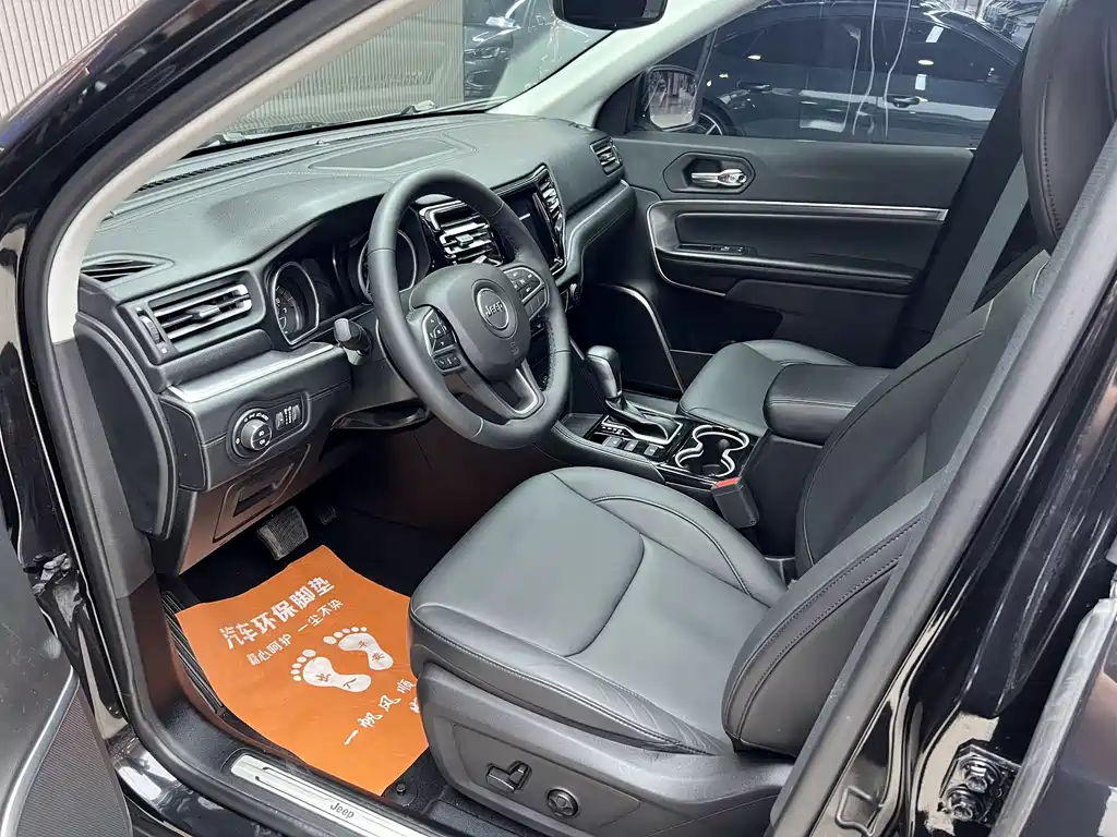 Jeep Grand Commander 2019 — фото 11