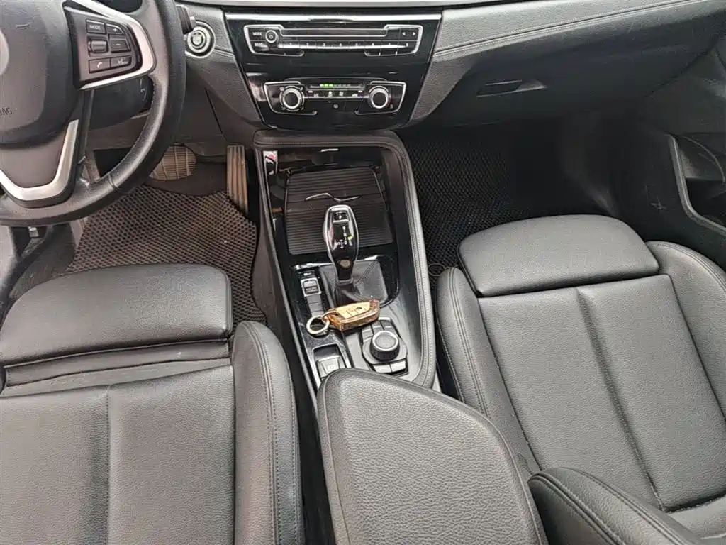 BMW X2 2019 — фото 14