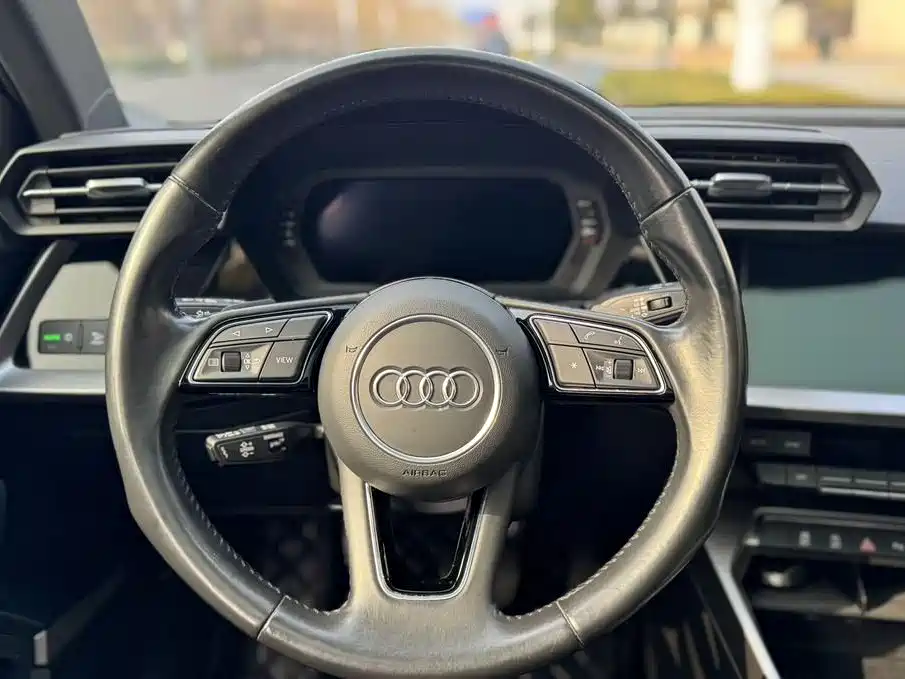 Audi A3 2022 — фото 12