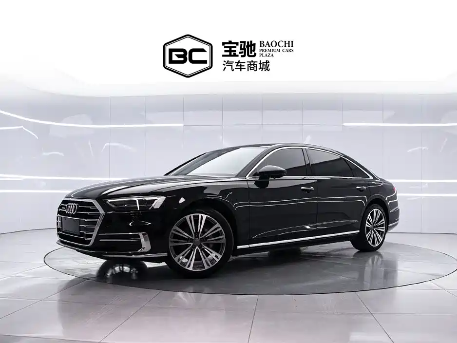 Audi A8 2021 — фото 1