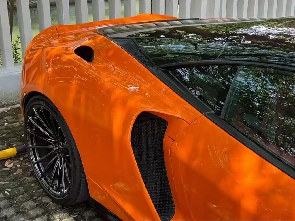McLaren GT 2022 — фото 12