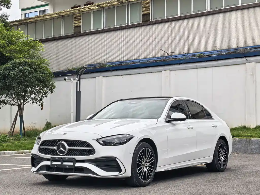 Mercedes-Benz C-Class 2023