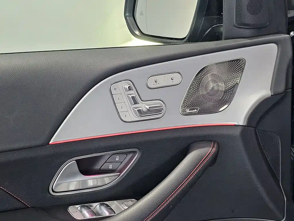 Mercedes-Benz GLE AMG 2025 — фото 11