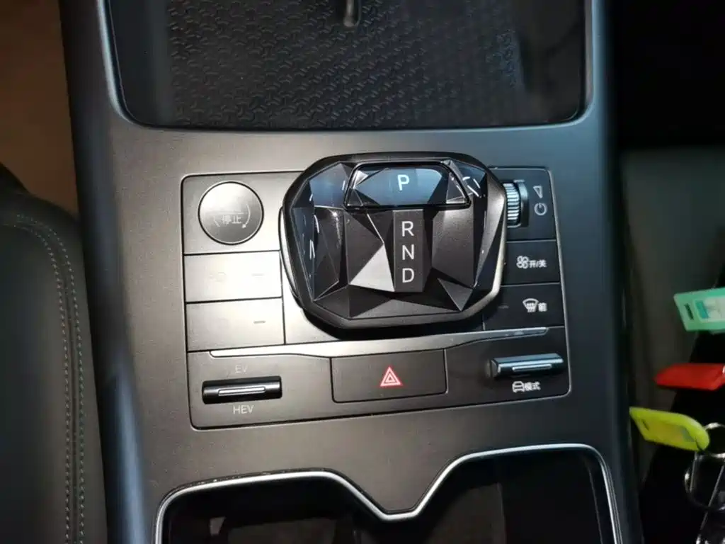 BYD Pro New Energy 2025 — фото 14