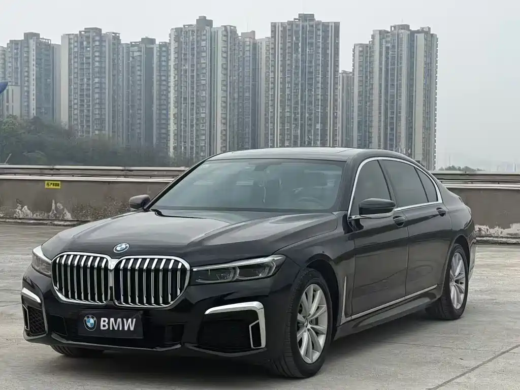 BMW 7 Series 2016 — фото 1