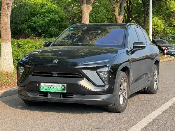 NIO ES6 2020