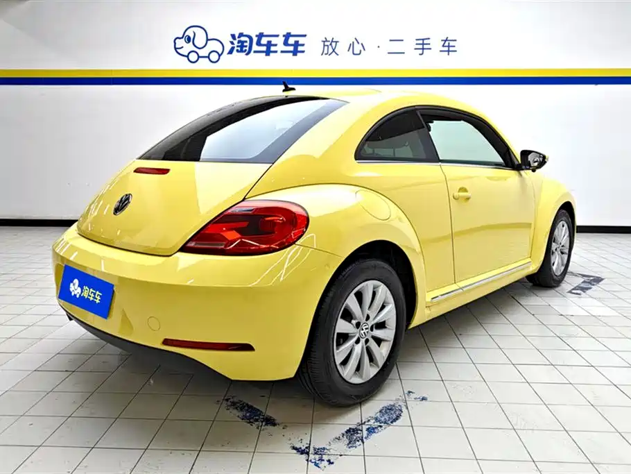 Volkswagen Beetle 2014