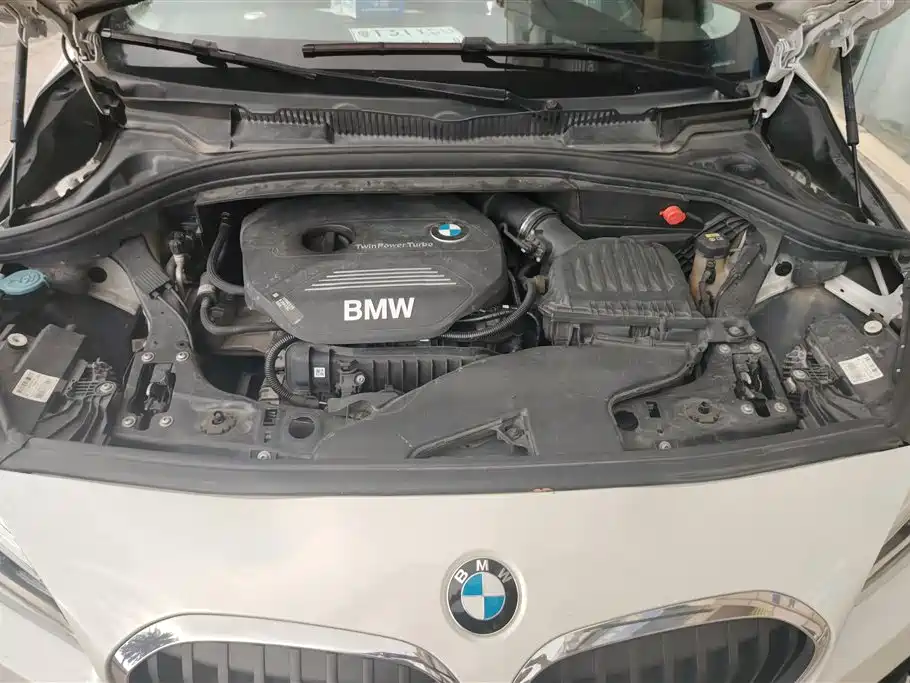 BMW 2 Series Active Tourer 2019 — фото 10