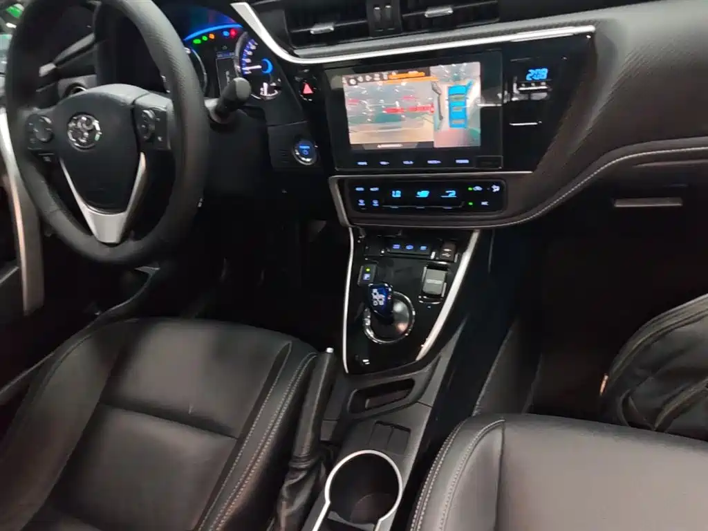 Toyota Levin Twin Engine E+ 2019 — фото 13