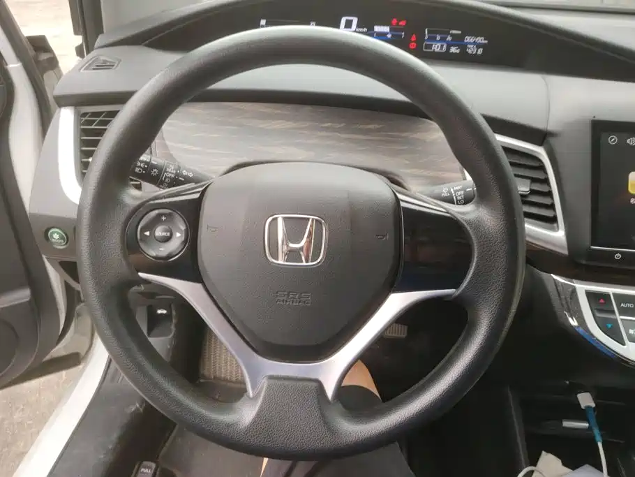 Honda Jade 2018 — фото 15
