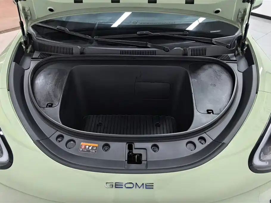 Geely Galaxy Starwish 2025 — фото 10