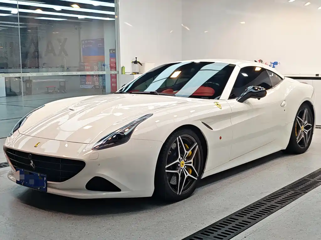 Ferrari California T 2016 — фото 1