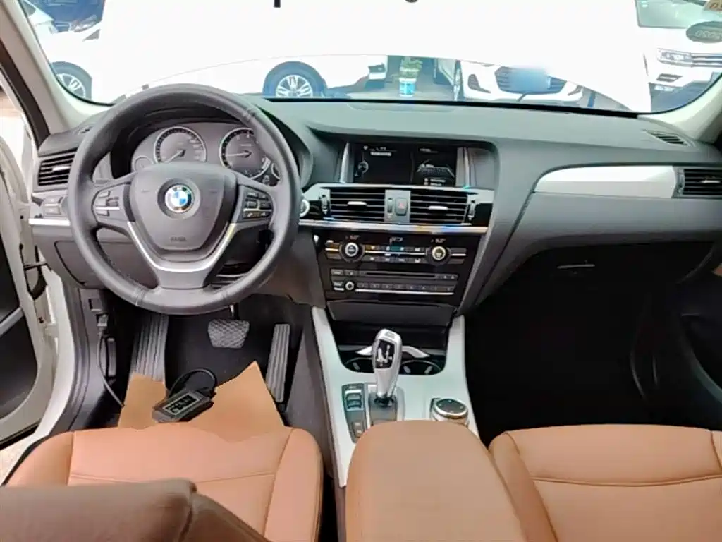 BMW X3 2014 — фото 10