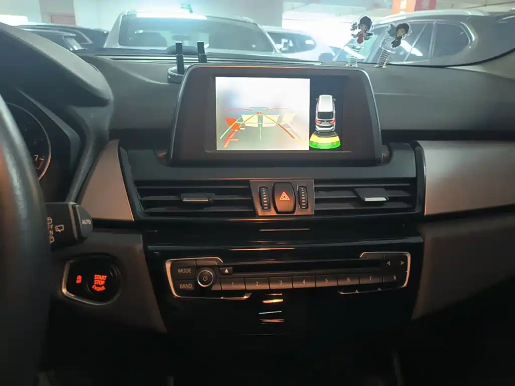 BMW 2 Series Gran Tourer 2017 — фото 13