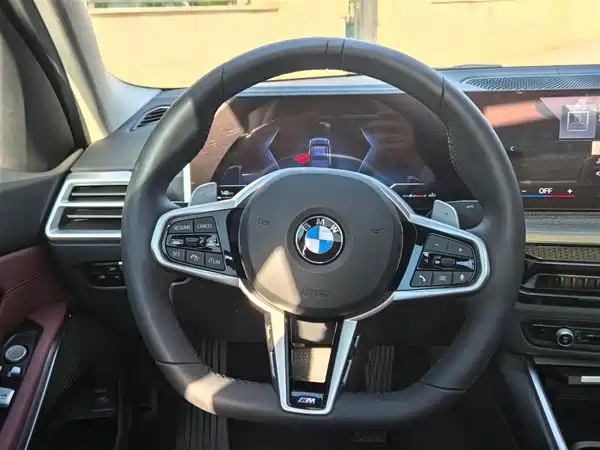 BMW 3 Series 2025