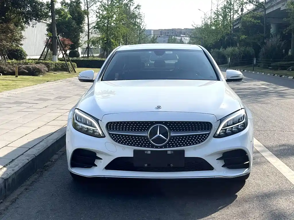 Mercedes-Benz C-Class 2019