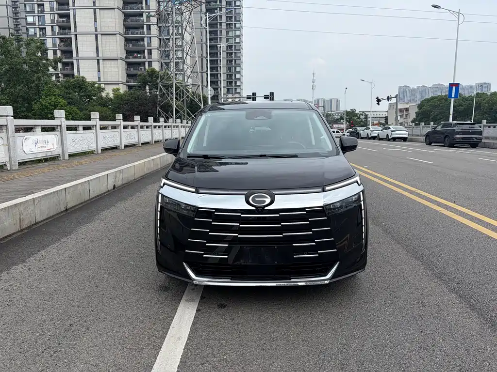GAC Motor E8 PHEV 2025 — фото 2