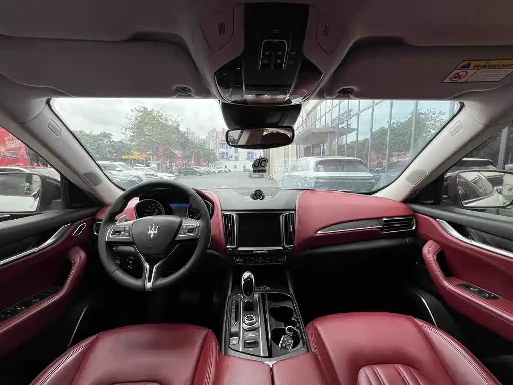 Maserati Levante 2017 — фото 3