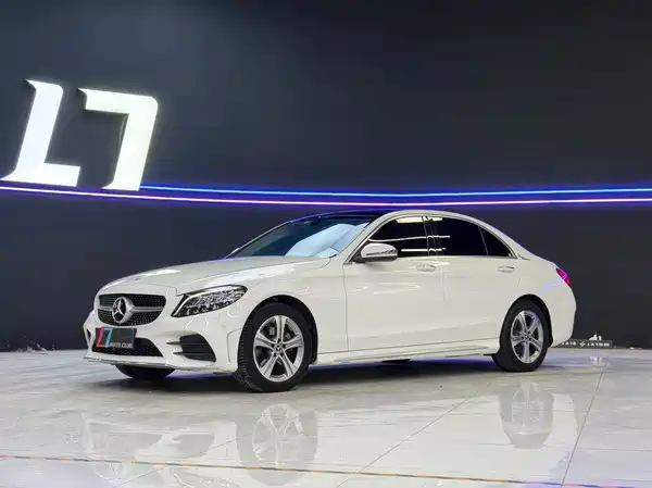 Mercedes-Benz C-Class 2021