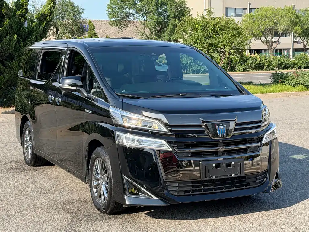 Toyota Vellfire 2021 — фото 3