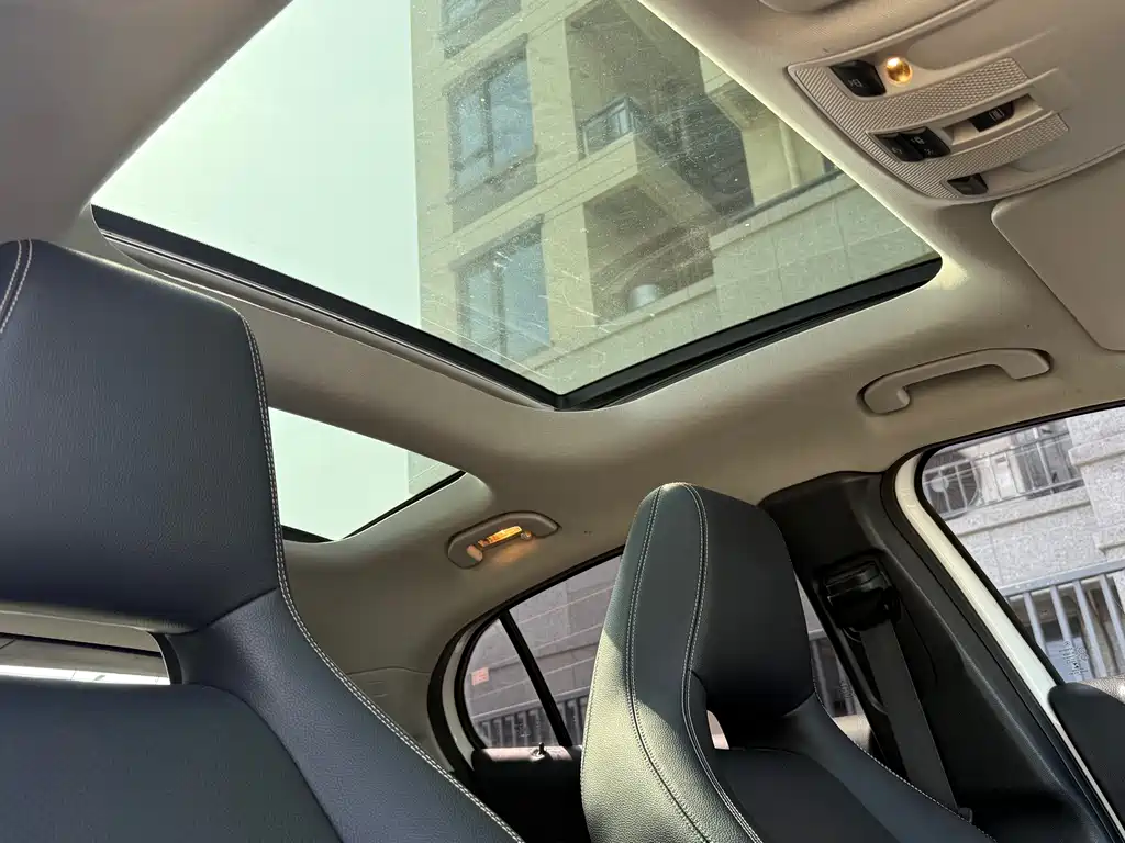 Mercedes-Benz GLA 2018 — фото 11