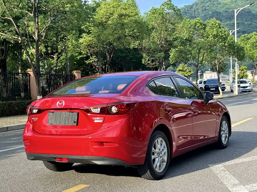 Mazda 3 Angkesela 2018 — фото 10