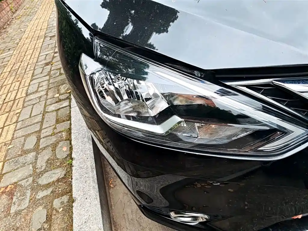 Nissan Sylphy 2022 — фото 13