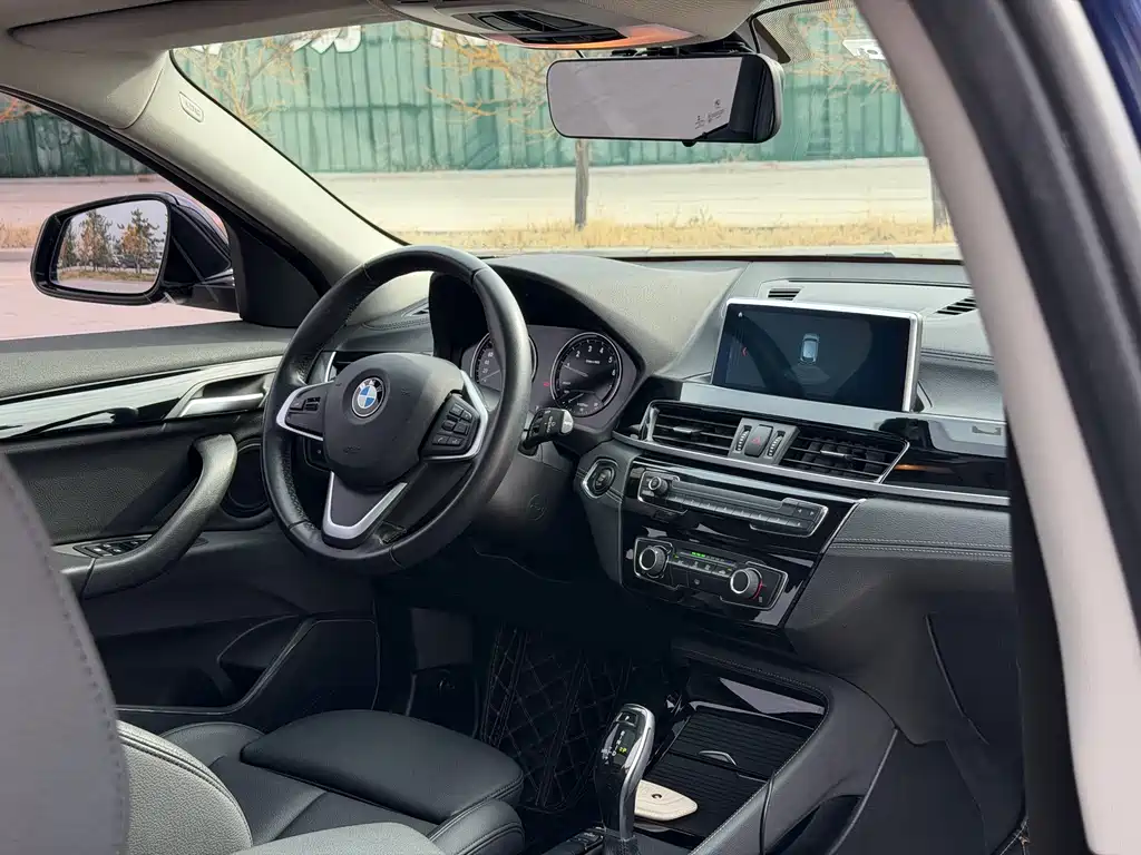 BMW X2 2019 — фото 19