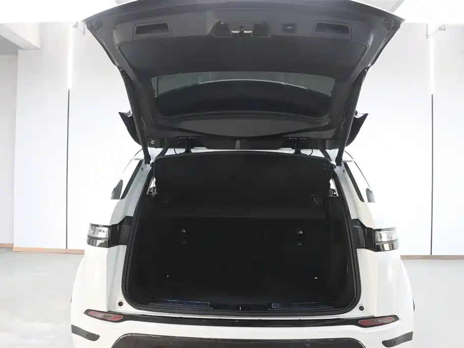 Land Rover Evoque 2022 — фото 30