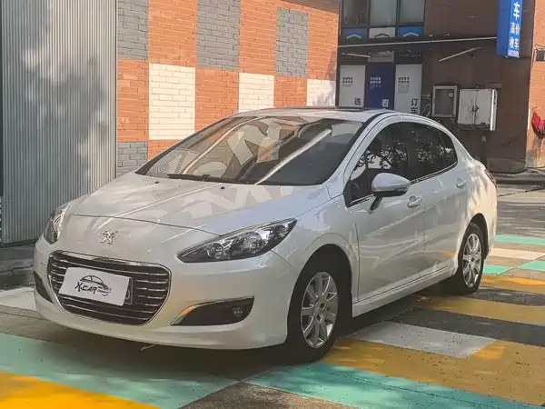Peugeot 308 2015
