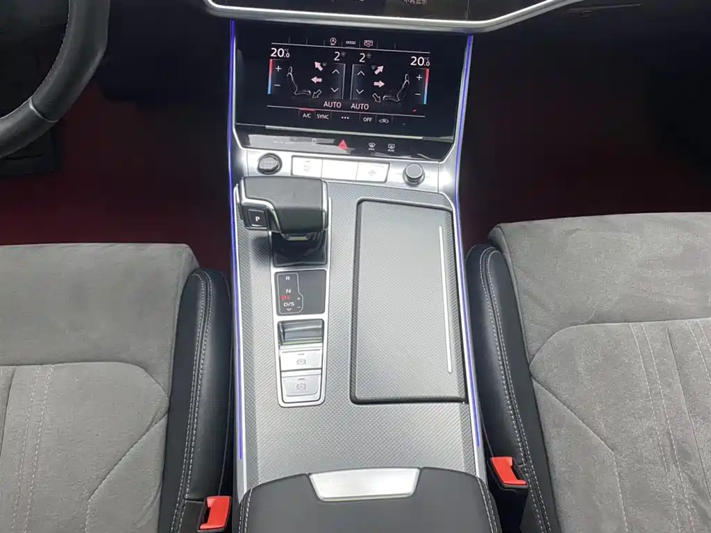 Audi A6L 2023 — фото 20